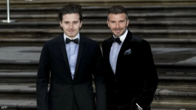 أزمة عائلة بيكهام: بروكلين يقطع علاقته بوالديه ديفيد وفيكتوريا