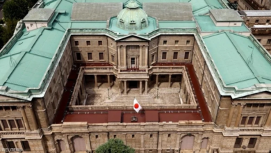 محافظ بنك اليابان يحدد مسار الفائدة ومستقبل السياسة النقدية