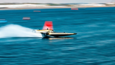 برادي يتصدر تصفيات بطولة العالم للقوارب الكهربائية E1 بجدة