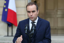 فرنسا: الحكومة تنجو من حجب الثقة وتقترب من إقرار الموازنة