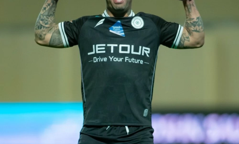 كارلوس جونيور يسجل أول هاتريك مع الشباب ضد الحزم في دوري روشن