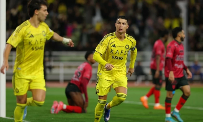 رونالدو يقترب من 1000 هدف وثلاثية للنصر في مرمى الخلود