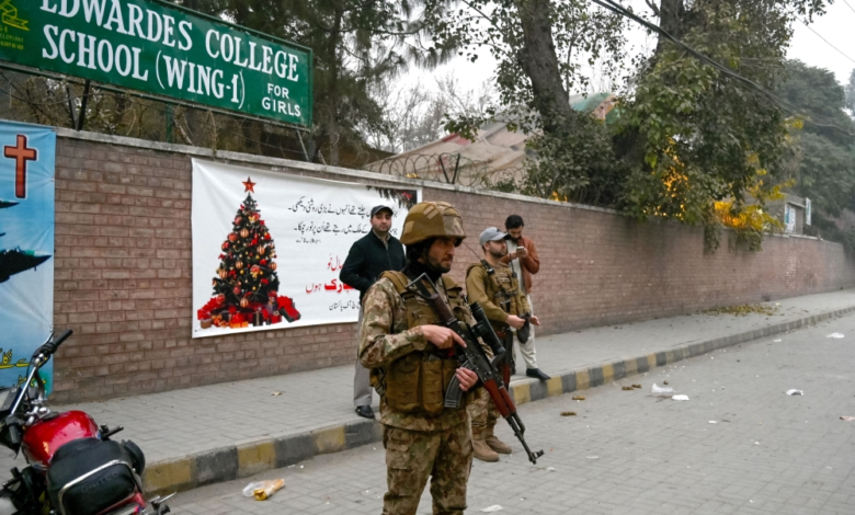 باكستان: قتيل وجرحى بهجوم قنبلة يدوية في بلوشستان