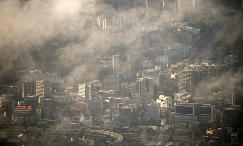 انفجارات في كراكاس: دوي قوي وانقطاع الكهرباء وسط توترات