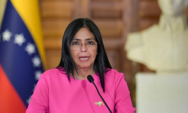 ترامب يحذر رئيسة فنزويلا بالوكالة بعد اعتقال مادورو