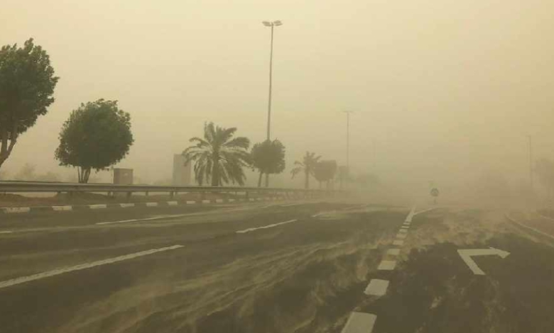 طقس الرياض ومكة: تنبيهات من رياح وأتربة مثارة اليوم