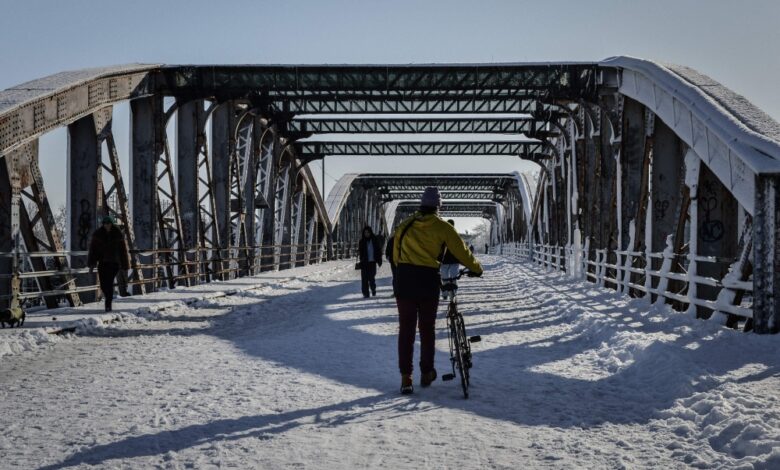 السفارة السعودية بفرنسا تحذر من الثلوج وتأثر الرحلات الجوية