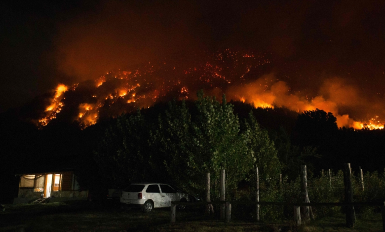 حرائق غابات الأرجنتين: إجلاء 3000 سائح ودمار واسع في باتاغونيا