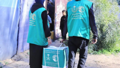 مساعدات السعودية لغزة: مركز الملك سلمان يوزع سلالاً غذائية