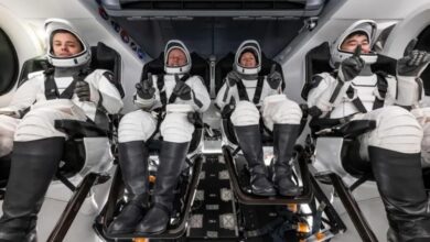 عودة طاقم محطة الفضاء الدولية مبكراً في سابقة تاريخية