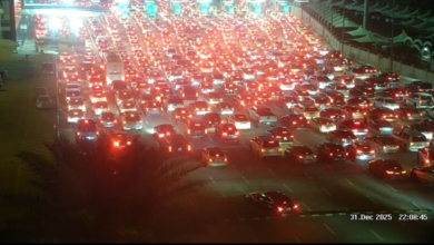 زحام جسر الملك فهد: زمن العبور يصل 69 دقيقة وتكدس مروري