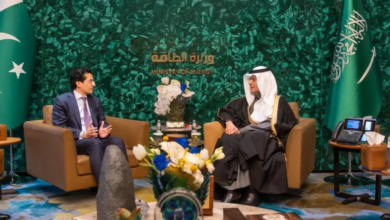 وزير الطاقة السعودي يبحث تعزيز التعاون النفطي مع باكستان