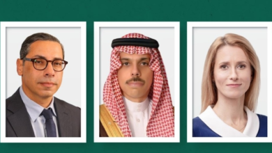 فيصل بن فرحان يبحث مستجدات المنطقة مع الاتحاد الأوروبي وقبرص