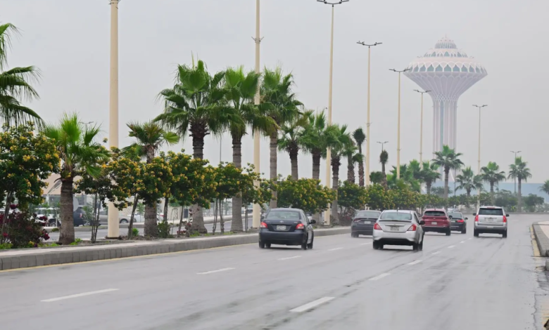 طقس السعودية: أمطار وتقلبات جوية مع بداية الفصل الدراسي الثاني