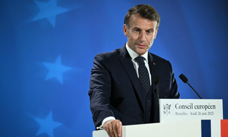 ماكرون يرد على ترامب: موقف أوروبي موحد ضد الرسوم الجمركية