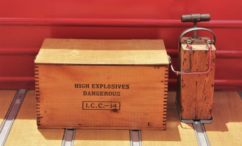 نظام المتفجرات الجديد: ضمانات مليونية وحظر شامل في الحج