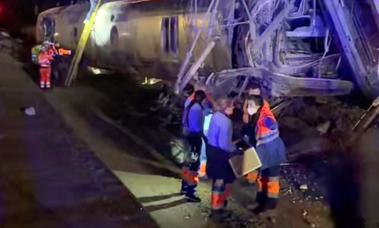 حداد في إسبانيا بعد مقتل 41 في حادث قطار غامض