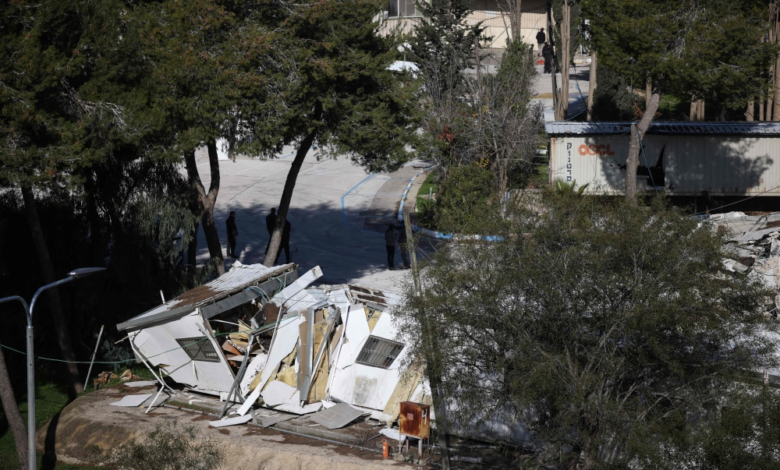 الاتحاد الأوروبي يدين هدم مقر الأونروا في القدس