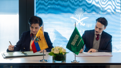 السعودية والإكوادور توقعان اتفاقية تعاون في دافوس 2026