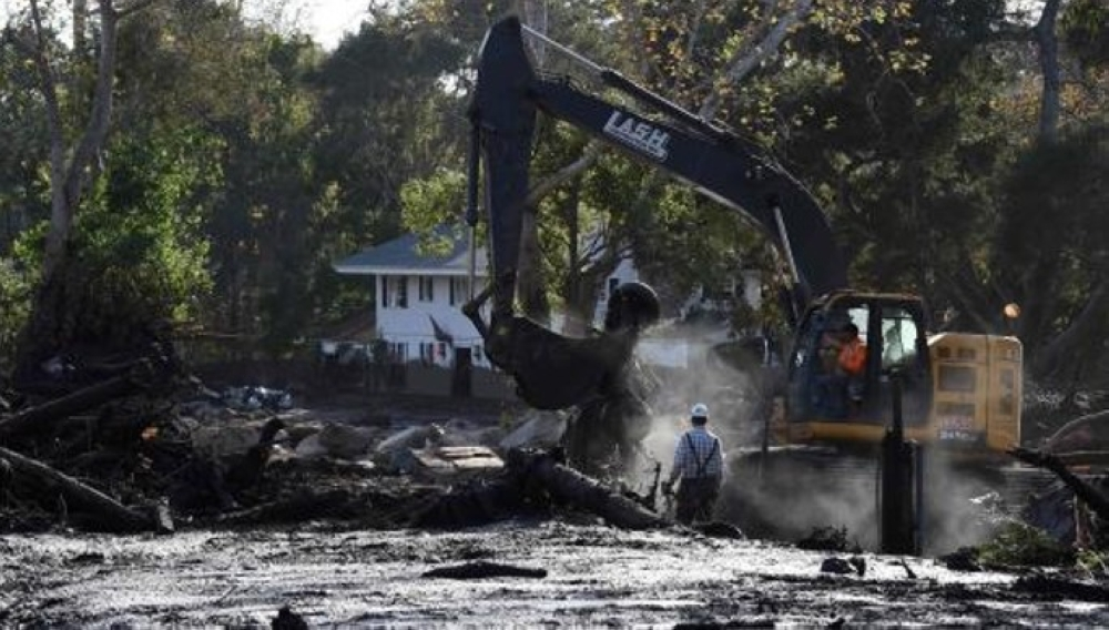 انهيار أرضي ضرب قرية بعد أمطار غزيرة - أرشيفية