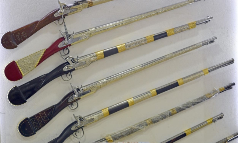 إذن التنقل بالسلاح عبر أبشر: الخطوات والشروط والمناطق المحظورة