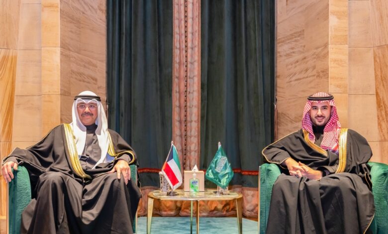 Khalid bin Salman discusses military cooperation with the Kuwaiti Minister of Defense in Riyadh