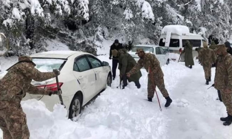الجيش الباكستاني يطلق عمليات إغاثة واسعة لمواجهة الثلوج