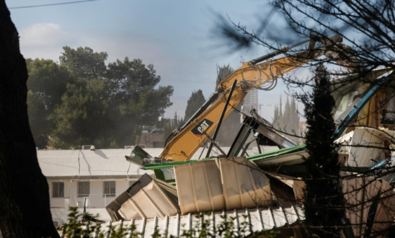 Eleven countries condemn the demolition of UNRWA headquarters and demand aid for Gaza