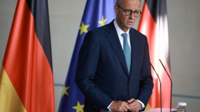 المستشار الألماني: أيام النظام الإيراني معدودة وترامب يهدد