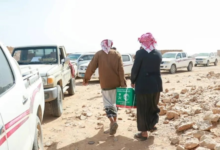 الملك سلمان للإغاثة يوزع 2150 سلة غذائية في حضرموت
