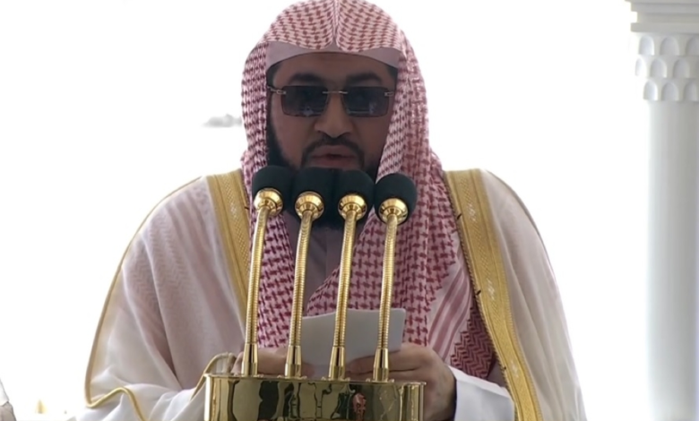 خطيب المسجد الحرام: الوعظ سمة إلهية وعلاج لتقلبات النفس