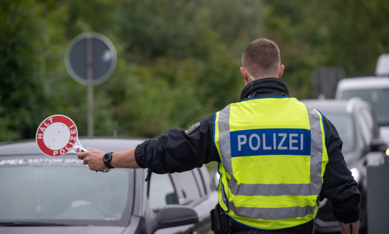 ألمانيا تغلق طريقاً سريعاً في بافاريا للاشتباه بمتفجرات