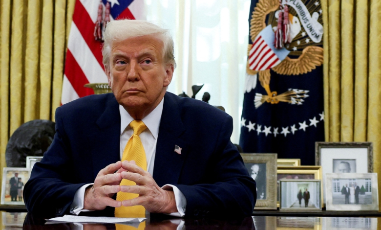 قائد الجيش الإيراني يحذر أمريكا وإسرائيل: جاهزون للرد