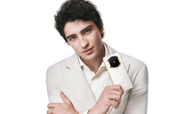 سعر ومواصفات HUAWEI Mate X7 في السعودية: ثورة الهواتف القابلة للطي