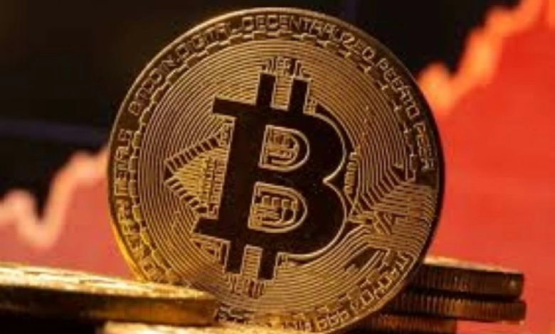 Bitcoin plunges below $79,000, and cryptocurrencies suffer sharp losses