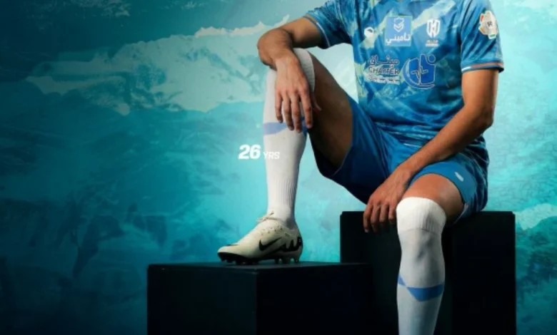 Al-Akhdoud officially signs Khalid Al-Lazam, the top local scorer in the Yellow League