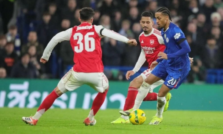 آرسنال وتشيلسي: صراع ناري في إياب نصف نهائي كأس الرابطة