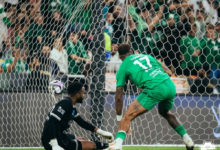 الأهلي يهزم الحزم 2-0 ويقفز لوصافة دوري روشن السعودي