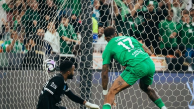 الأهلي يهزم الحزم 2-0 ويقفز لوصافة دوري روشن السعودي