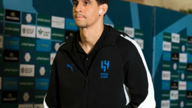 إصابة ياسين بونو في الكتف: هل يغيب عن لقاء الهلال وشباب الأهلي؟