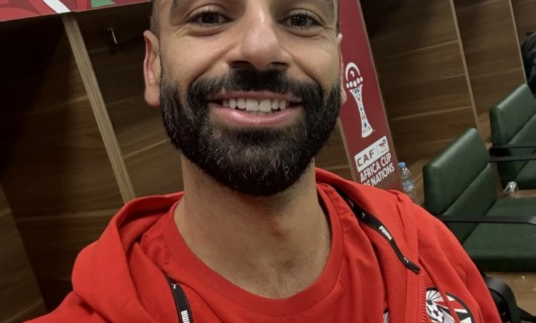 Al-Ittihad are negotiating with Mohamed Salah to replace Benzema, who left for Al-Hilal