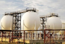 تراجع أسعار الغاز الطبيعي الأمريكي 8% بسبب الطقس الدافئ