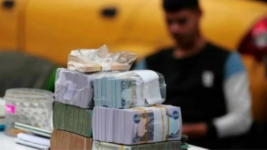 العراق: لا فرق في سعر الدولار بين الطبعات القديمة والجديدة