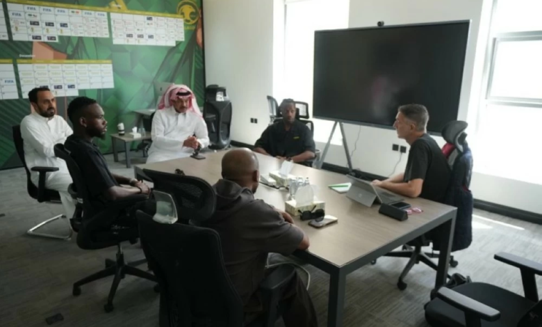 المنتخب السعودي يبدأ تحضيرات مونديال 2026 باجتماعات فنية مكثفة