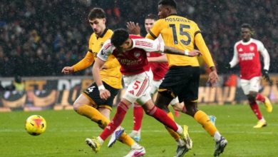 تعادل أرسنال ووولفرهامبتون 2-2: نيران صديقة تشعل الدوري الإنجليزي