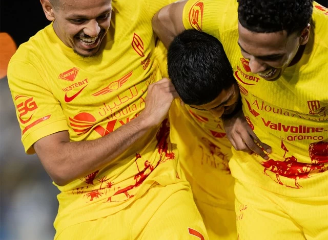 القادسية يهزم الأخدود 4-2 ويصل للنقطة 50 بدوري روشن