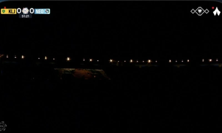 أسباب انقطاع الكهرباء في ملعب الأمير محمد بن فهد بالدمام