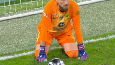 رايكوفيتش يتألق أمام الهلال: 9 تصديات تنقذ الاتحاد في الكلاسيكو