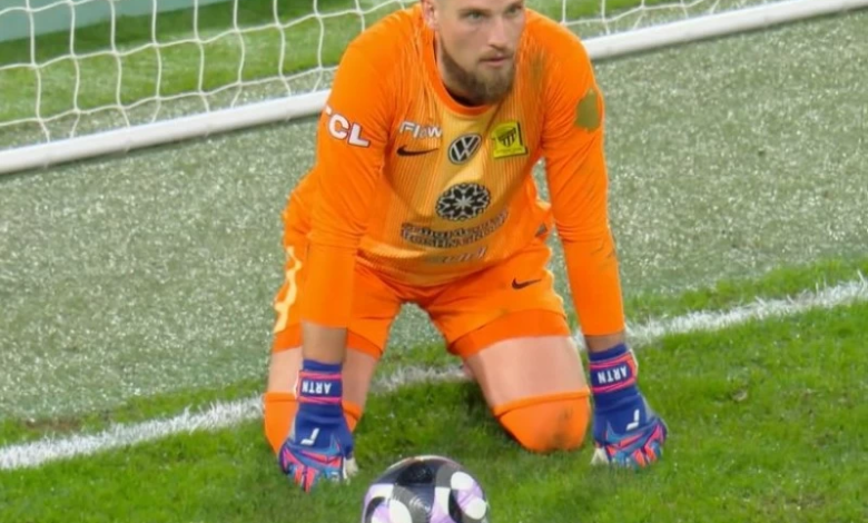 رايكوفيتش يتألق أمام الهلال: 9 تصديات تنقذ الاتحاد في الكلاسيكو