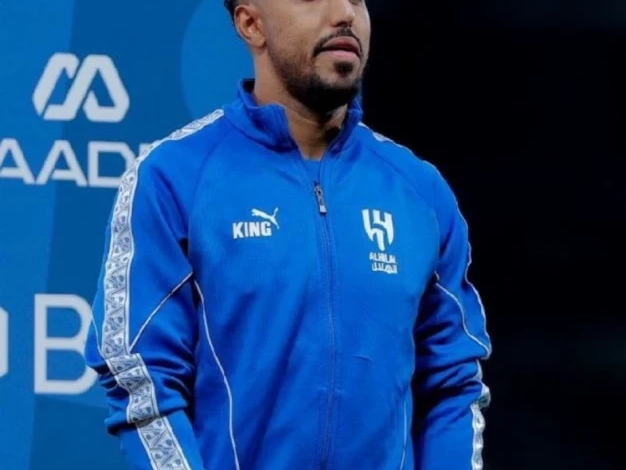 سالم الدوسري يقترب من 500 مباراة مع الهلال: أرقام وإنجازات